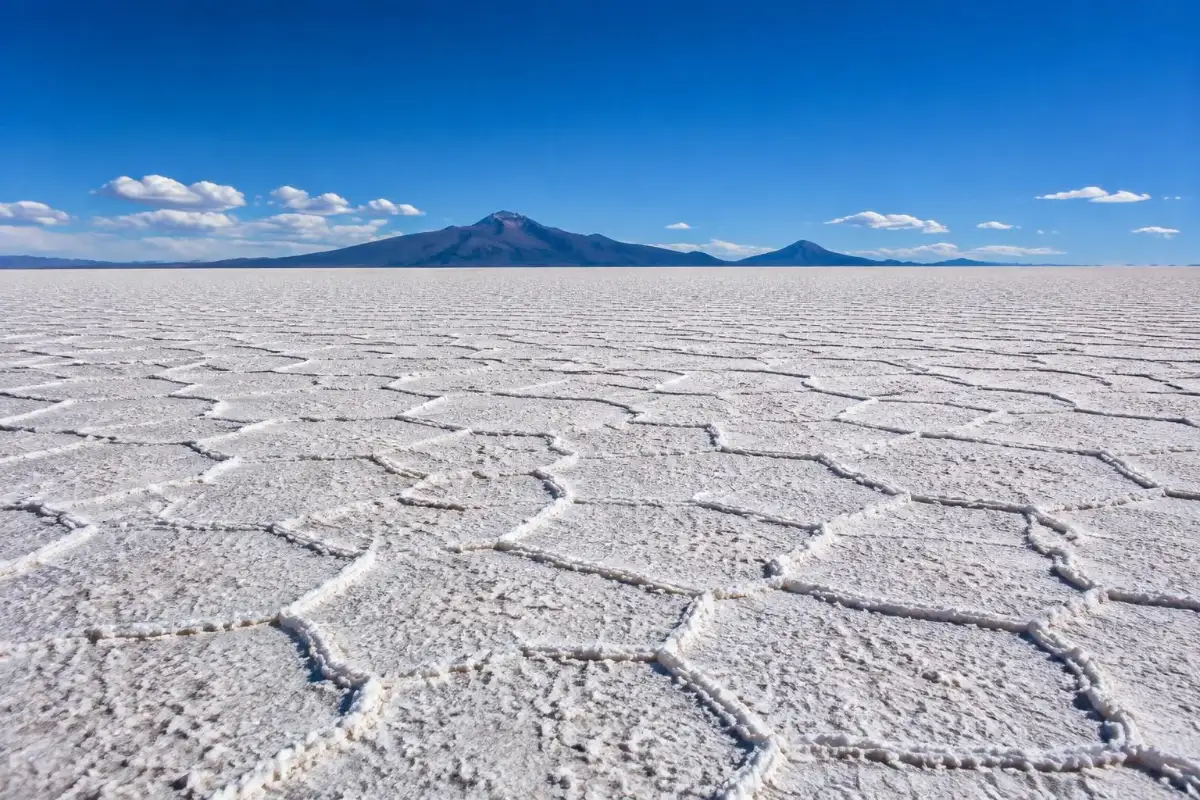 Hexagonal salt crust of the Salar de Uyuni in the dry season